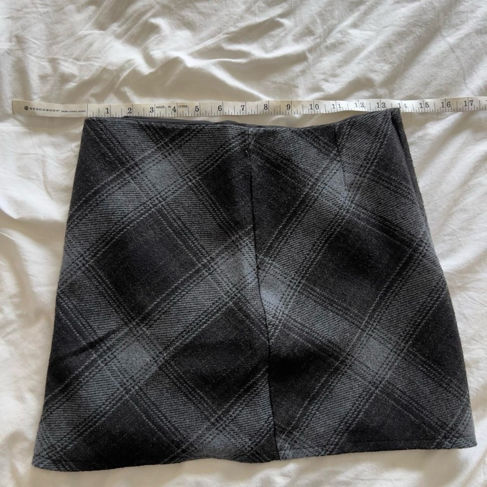 Vintage 90s Dynamite Black Plaid Mini Skirt - Picture 6 of 8